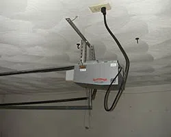 State Garage Door Service Harper Woods, MI 248-429-5577 - gar-opener-01